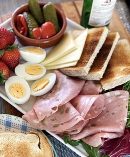 The Ploughman’s Lunch - Mama Lola Cooks